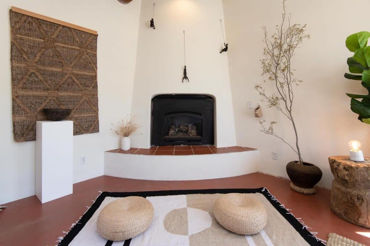 Renovated Lodge - Room 3 With Pool Access Joshua Tree Buitenkant foto